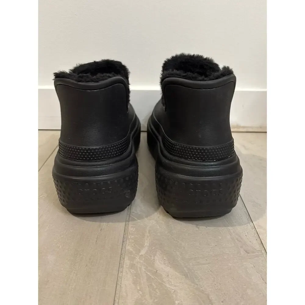 Crocs Boots M9 W11 Black Stomp Shorty Lined Chunky Platform Faux Fur Unisex